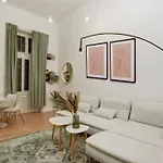 Lovely 3 Bedrooms Apartment In The Jewish Quarter